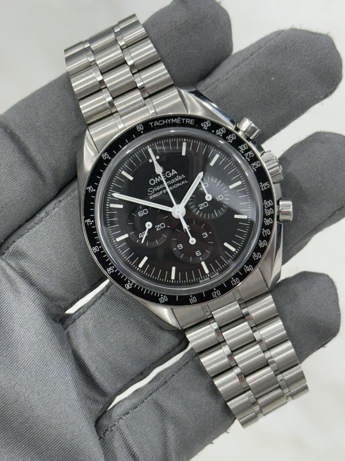 2022 Omega Speedmaster Moonwatch 42mm Sapphire Watch 310.30.42.50.01.002