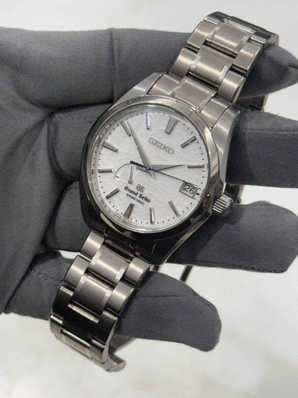 2016 Grand Seiko Spring Drive Snowflake Titanium 41mm Watch SBGA011 W/ Paper