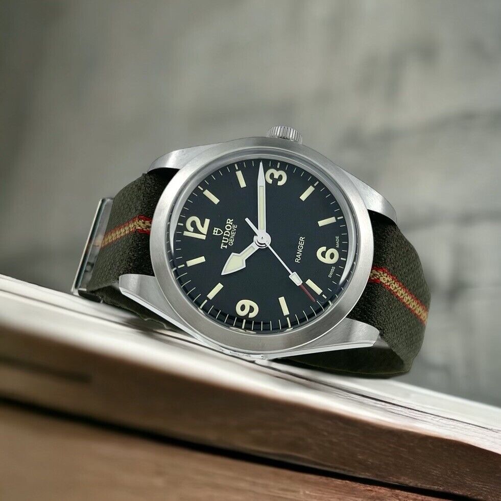 2022+ NEW Tudor Ranger Black Dial Fabric Strap Men's Watch M79950-0003
