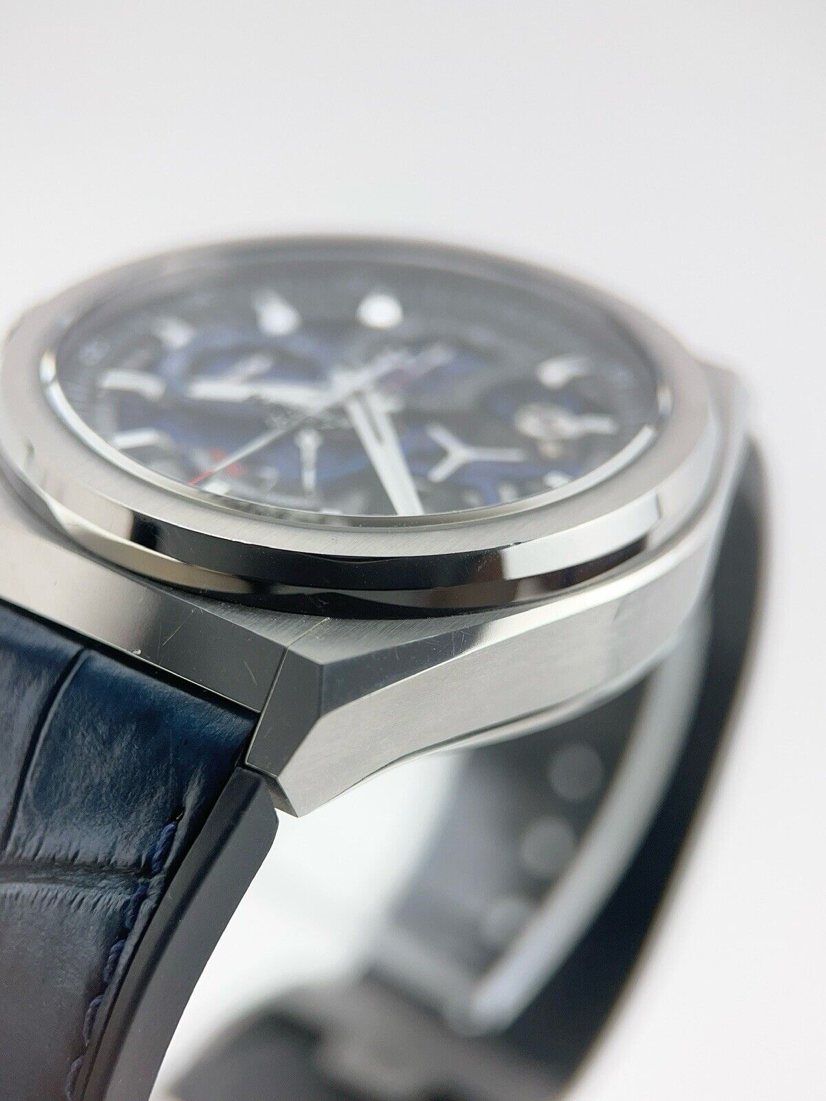 2021 Zenith Defy El Primero Titanium 44mm Automatic Men’s Watch 95.9002.9004