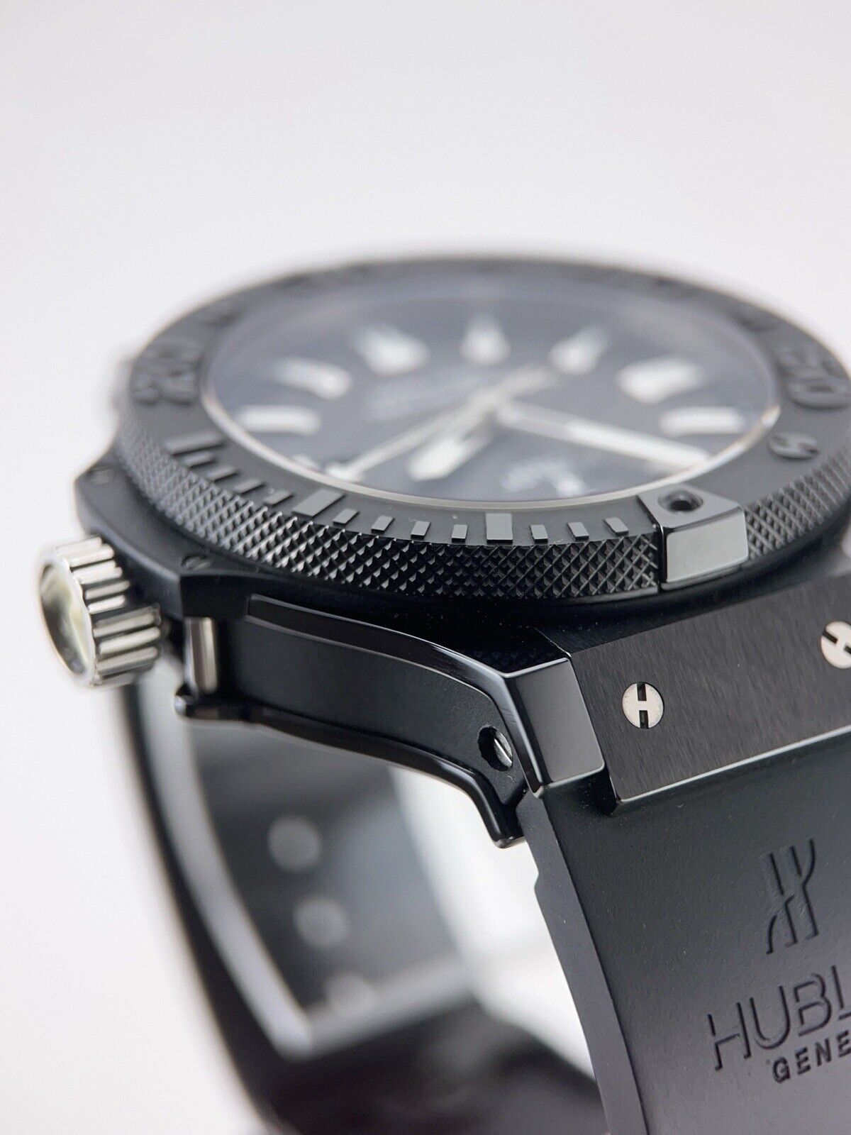 2012 Hublot Big Bang King Ceramic Black 48mm Automatic Men’s Watch 322.CM1770.RX