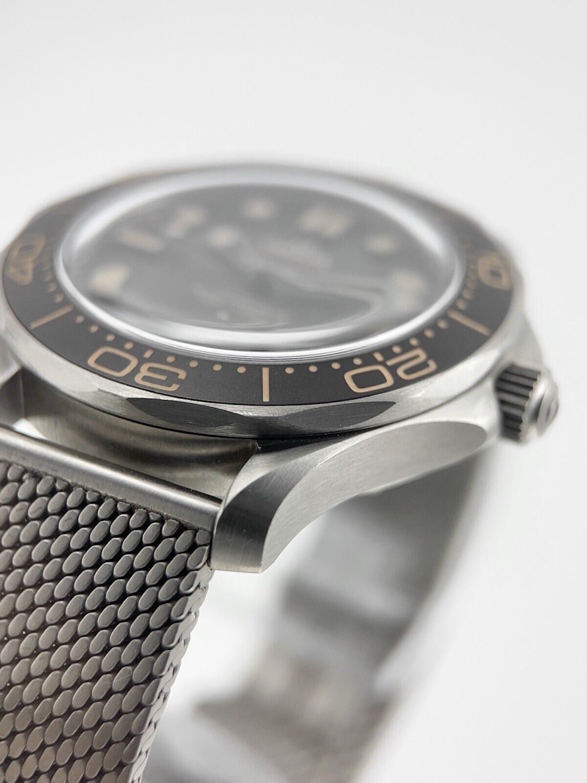 2020 Omega Seamaster Diver 007 Titanium 42mm Automatic Men’s Watch - Box/Papers