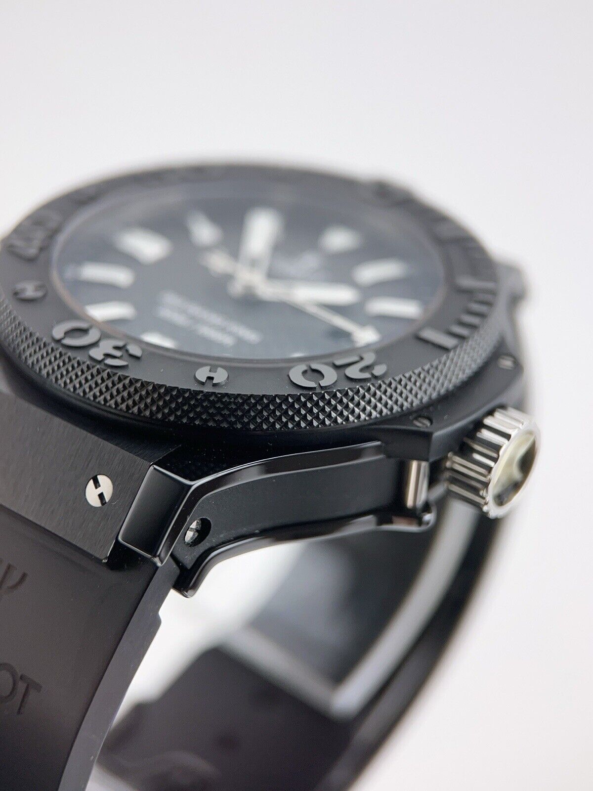 2012 Hublot Big Bang King Ceramic Black 48mm Automatic Men’s Watch 322.CM1770.RX