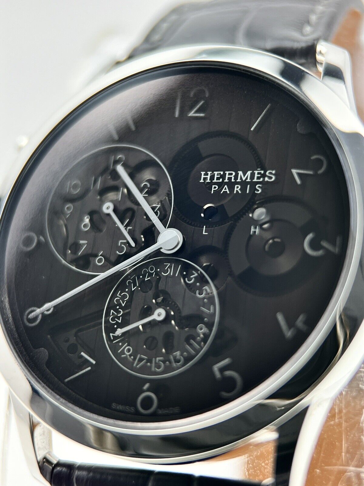 2022 Hermes Slim d'Hermes Watch Auto Platinum Men 39mm W054192WW00 - Box/Papers