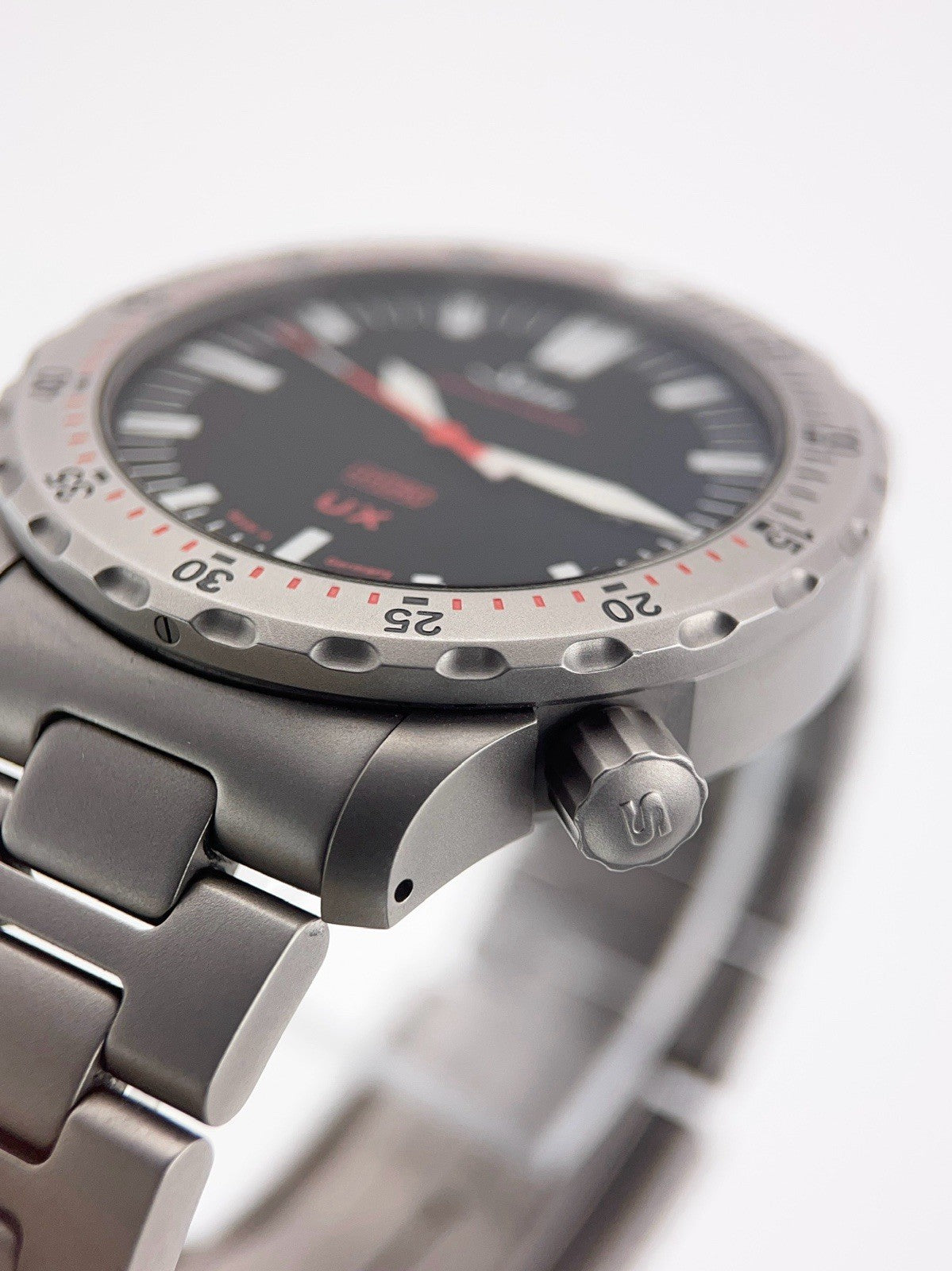 Steel Quartz 2022 Sinn UX EZM 2B