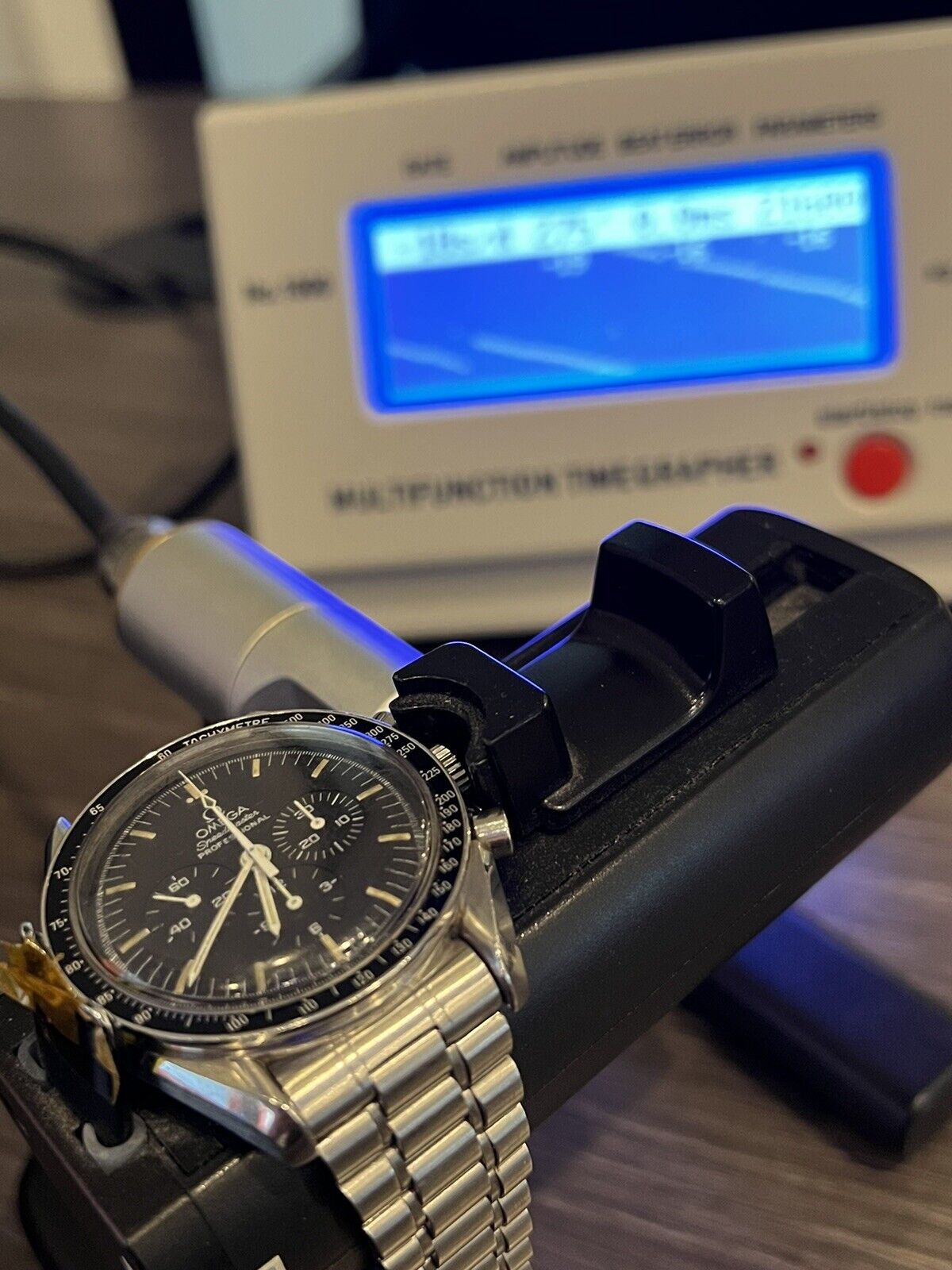 1985 Men's Omega Speedmaster Moonwatch Exhibition Back 3592.50 Apollo XI Watch