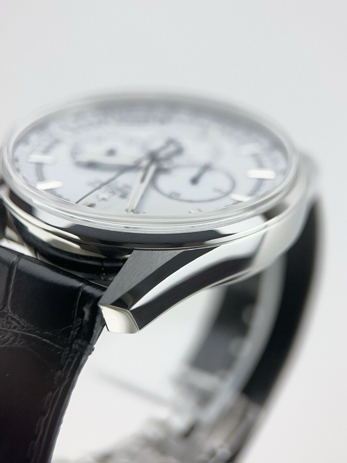 Zenith El Primero Stainless Steel White Dial 42mm Automatic Men’s Watch