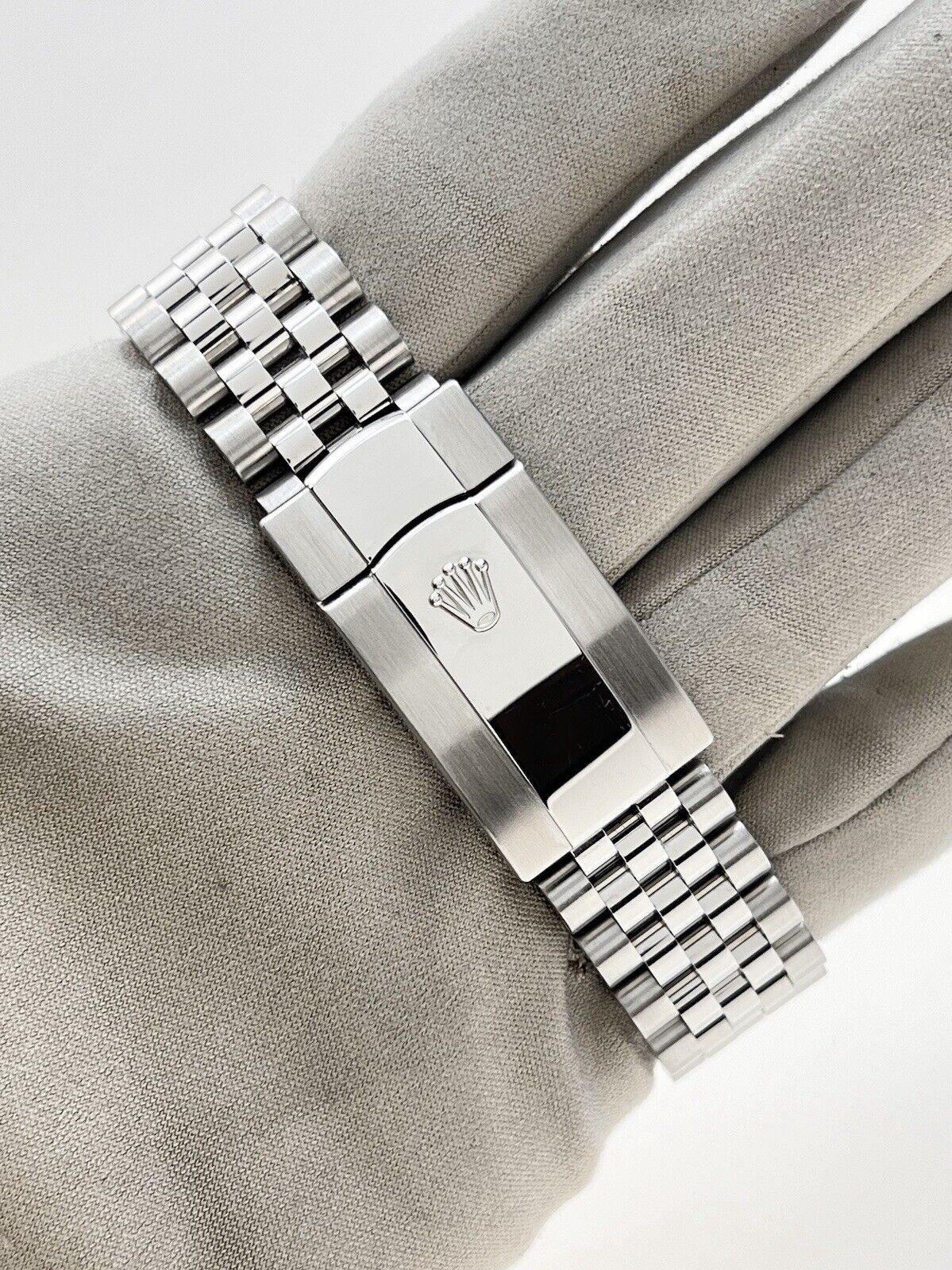 2022 Rolex Datejust Wimbledon Steel Grey Dial 36mm Automatic Men’s Watch 126200