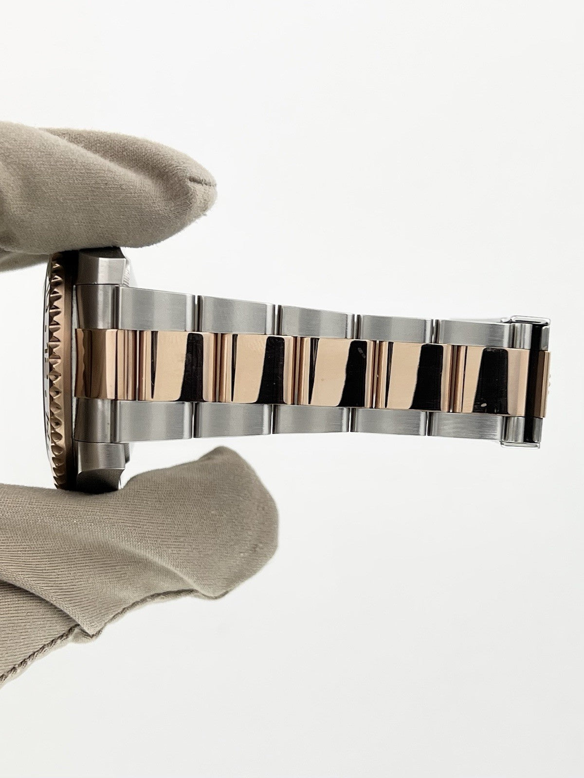 2019 Rolex GMT Master II Gold & Steel Black Dial 40mm Automatic Watch 126711CHNR