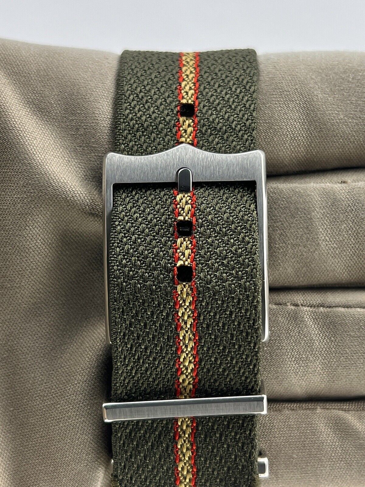 2022+ NEW Tudor Ranger Black Dial Fabric Strap Men's Watch M79950-0003