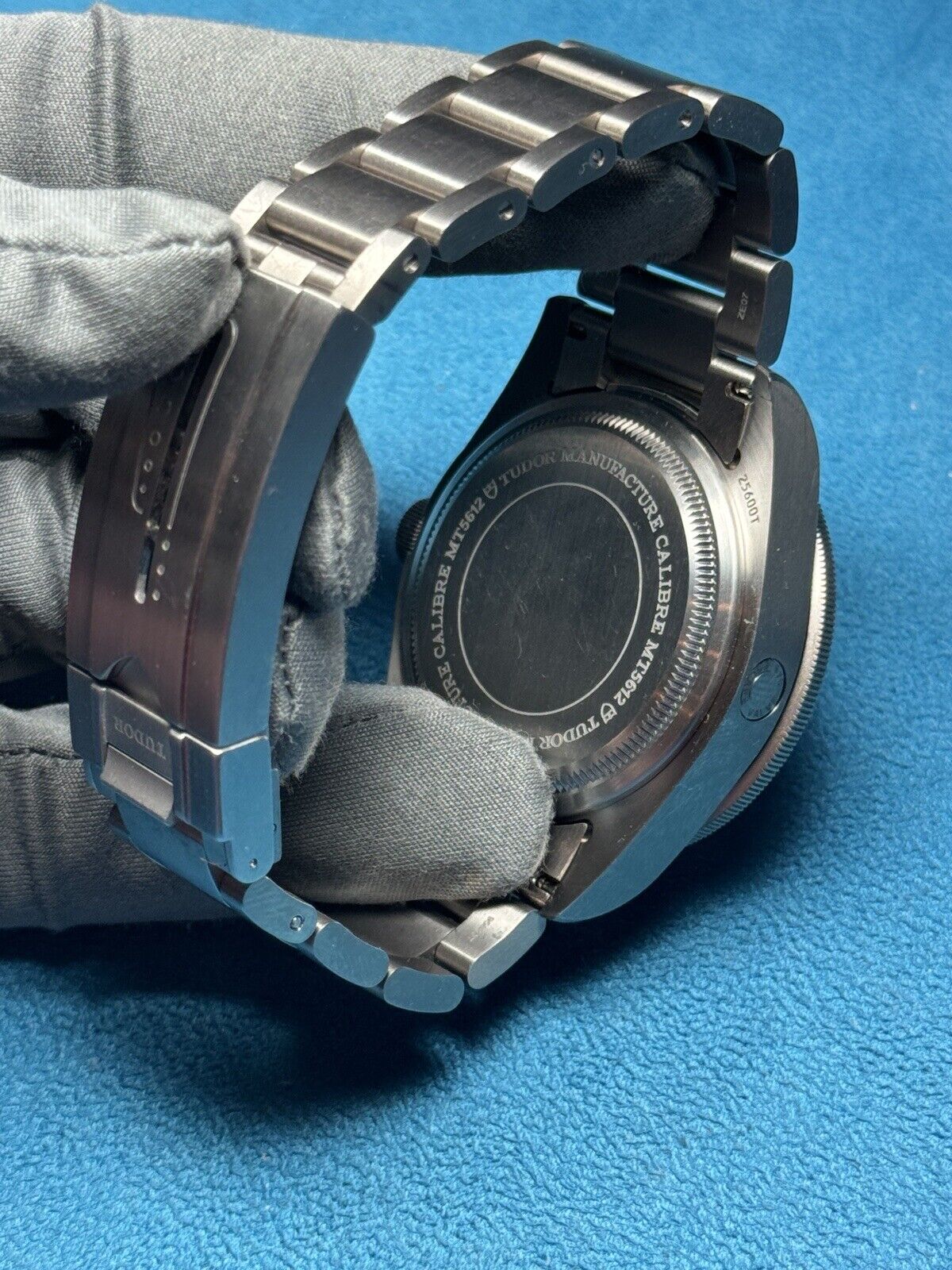 2017 Tudor Pelagos Black Dial Titanium Men's Watch 25600TN - Box & Papers