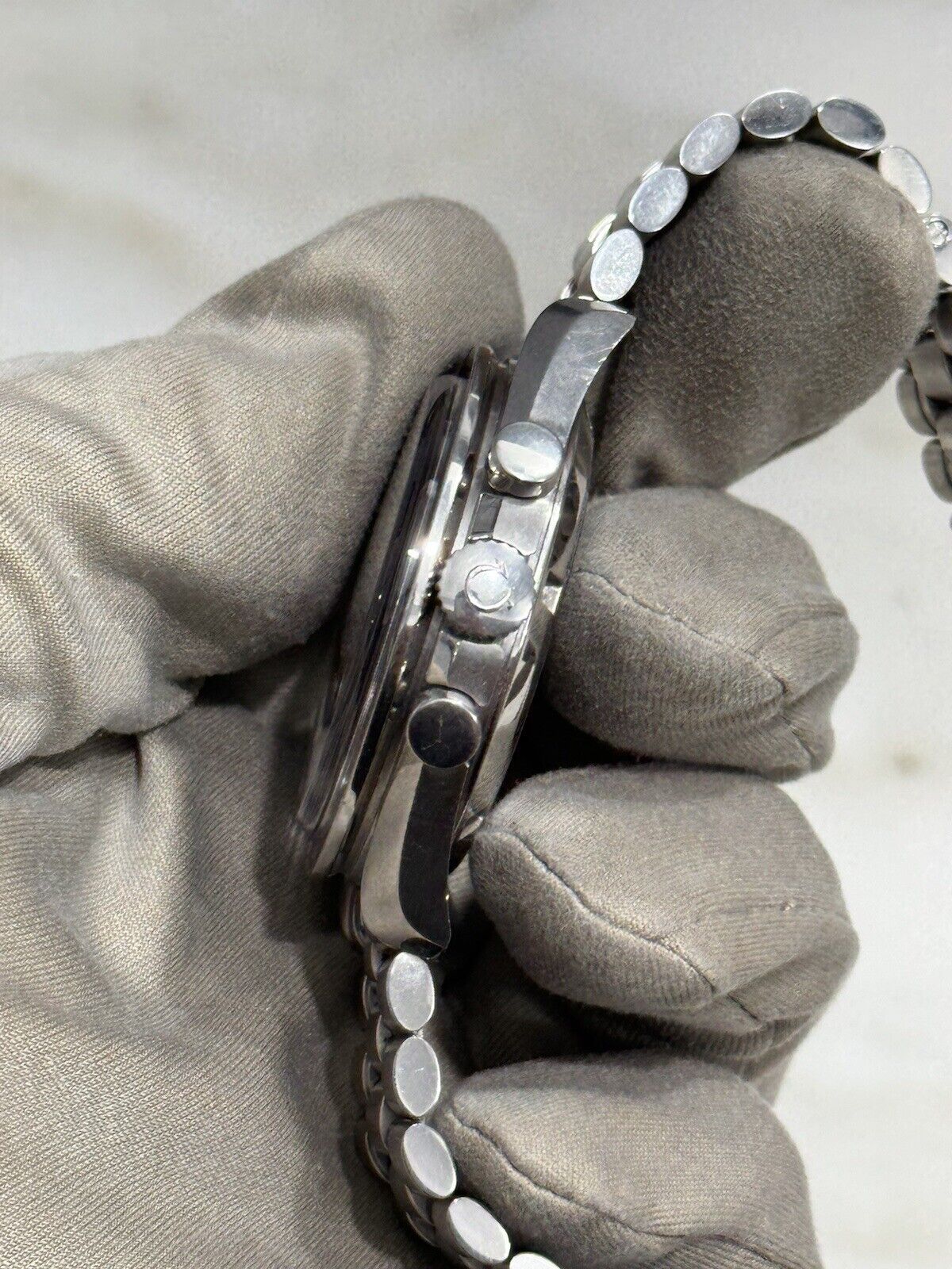 2021 Omega Speedmaster Moonwatch 42mm Sapphire Watch 310.30.42.50.01.002