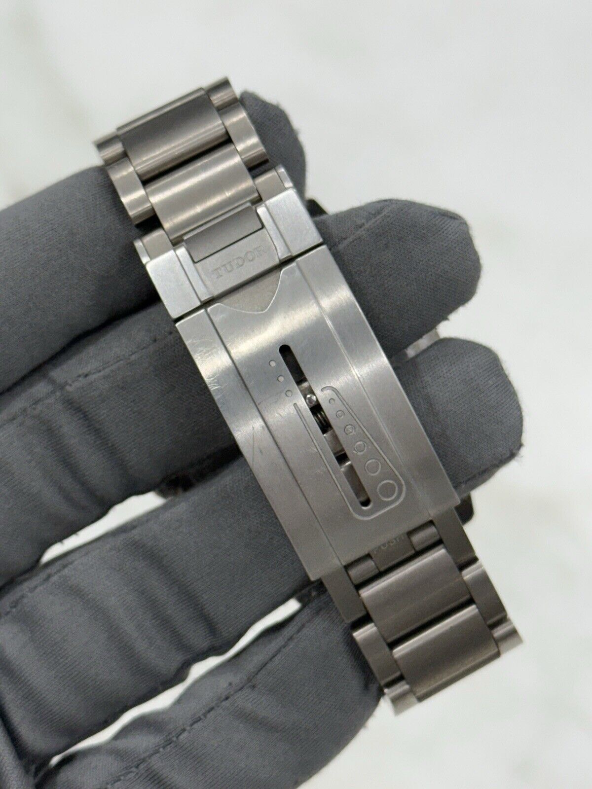 2019 Tudor Pelagos LHD Mens Black Watch 25610TNL Titanium Automatic Watch B/P