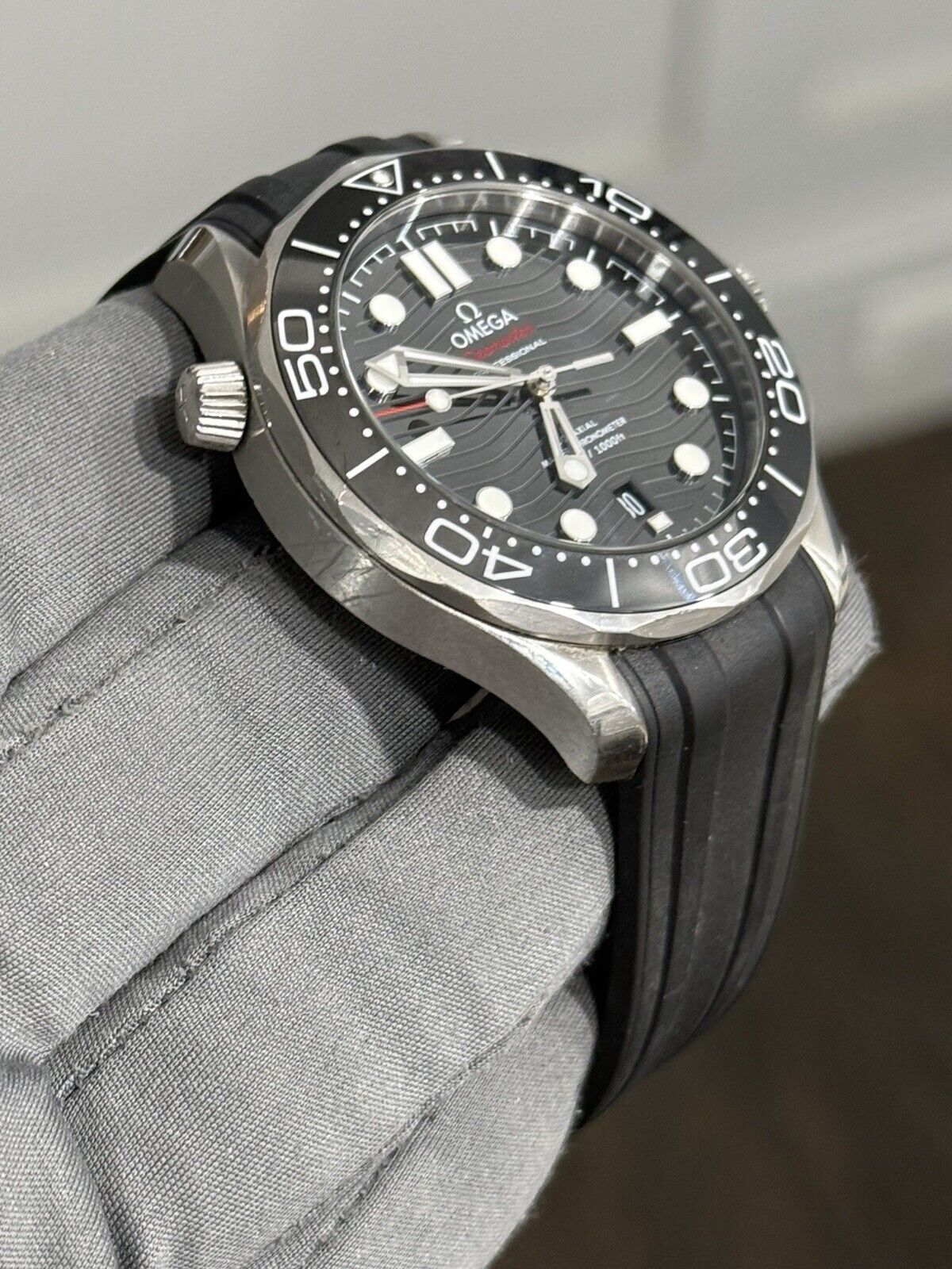 2019 Omega Seamaster Diver 300m Steel Black Dial 42mm Automatic Men’s Watch