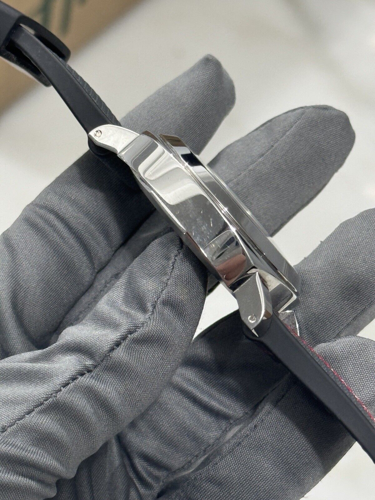 2022 Panerai Luminor Luna Rossa PAM01342 Hand Winding Men's Watch - Box & Papers