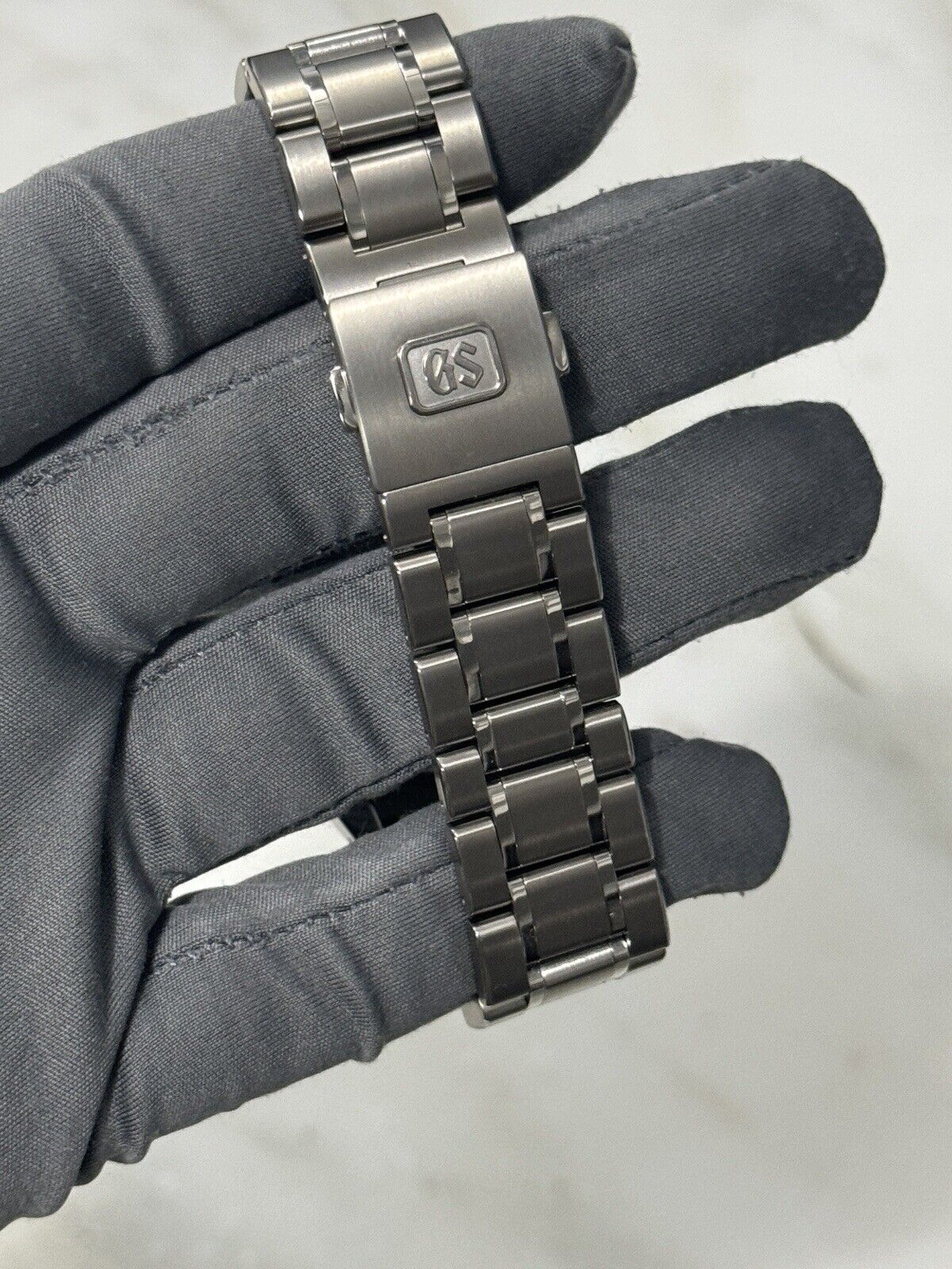 2023 Grand Seiko Spring Drive Snowflake Date Watch SBGA211 Titanium  - Box/Paper