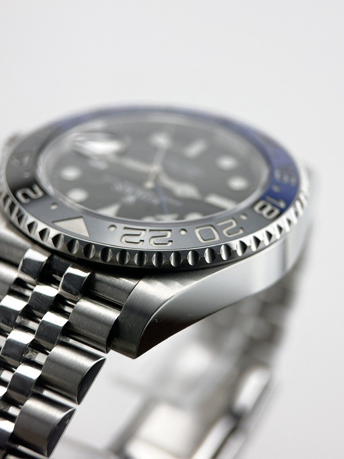 2023 Papers Rolex GMT Master Batgirl Blue Jubilee Ceramic 126710 Watch - B/P