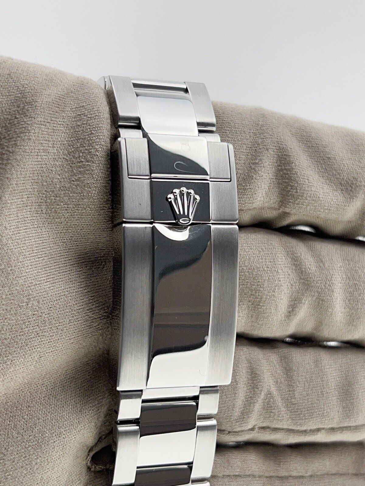 2022 Rolex Yacht Master Steel Gray 40mm Automatic Men’s Watch 126622 - Box/Paper