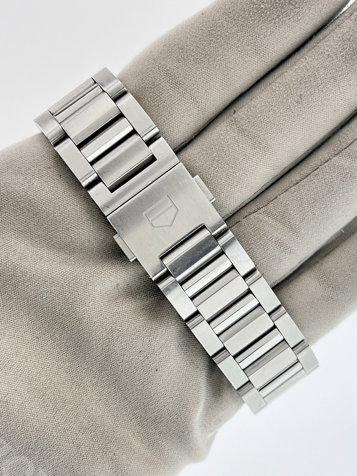 Tag Heuer Carrera Stainless Steel Gray Dial 43mm Automatic Men’s Watch CV2A1U