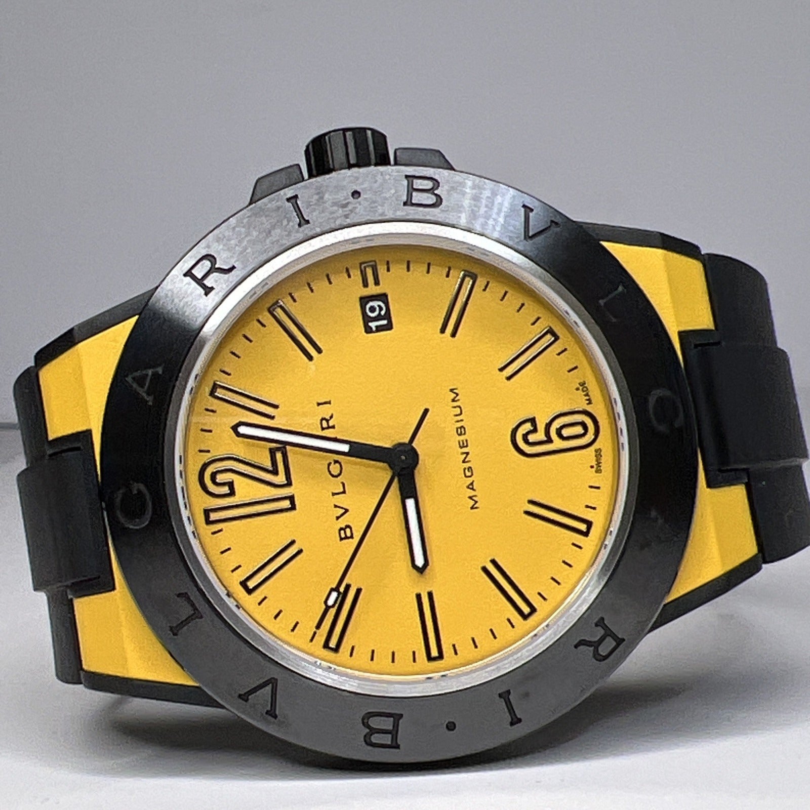 BVLGARI Bulgari Diagono Magnesium DG41SMC Date Yellow Dial Automatic Men's Watch