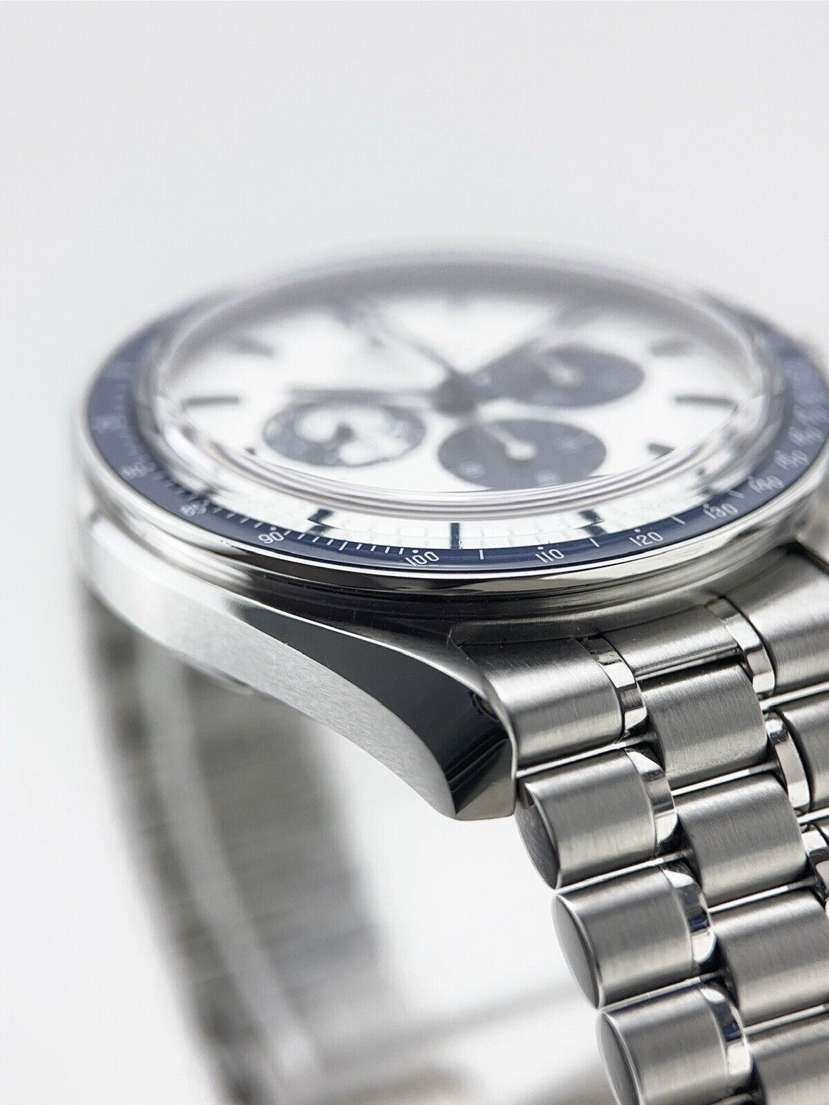 2022 Omega Speedmaster Snoopy Steel 42mm Manual Wind Watch 310.32.42.50.02.001