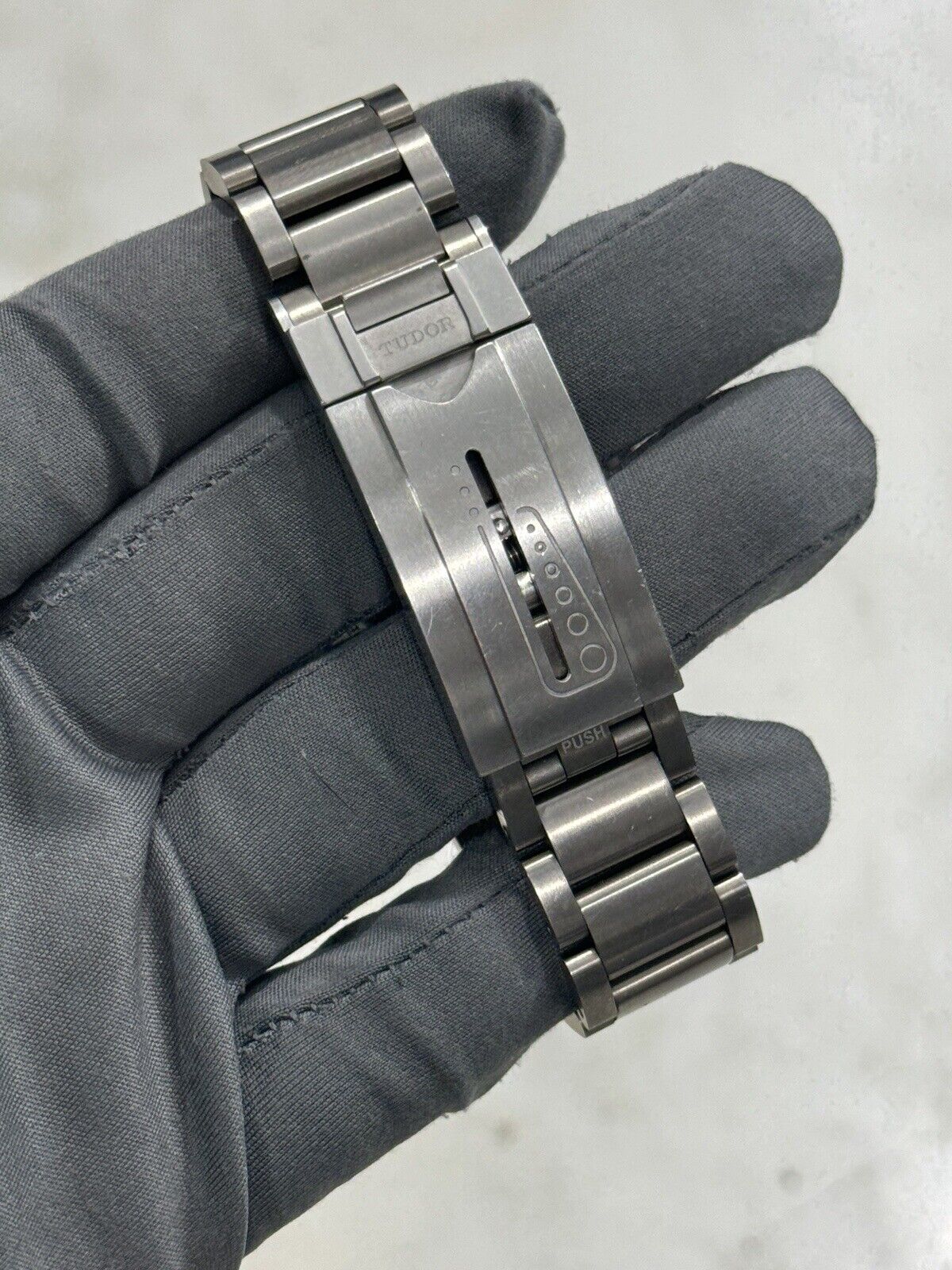 2021 Tudor Pelagos BLUE Titanium 42mm 25600TB Automatic Dive Date Watch