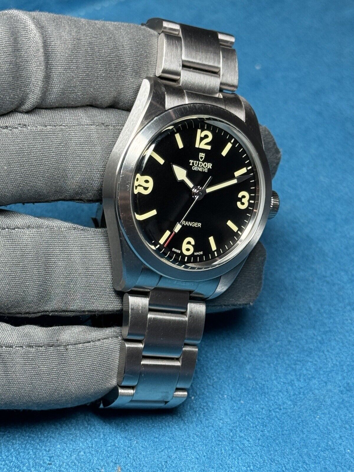 2022 Tudor Ranger 39mm Stainless Steel 79950 Black Dial Automatic Mens Watch