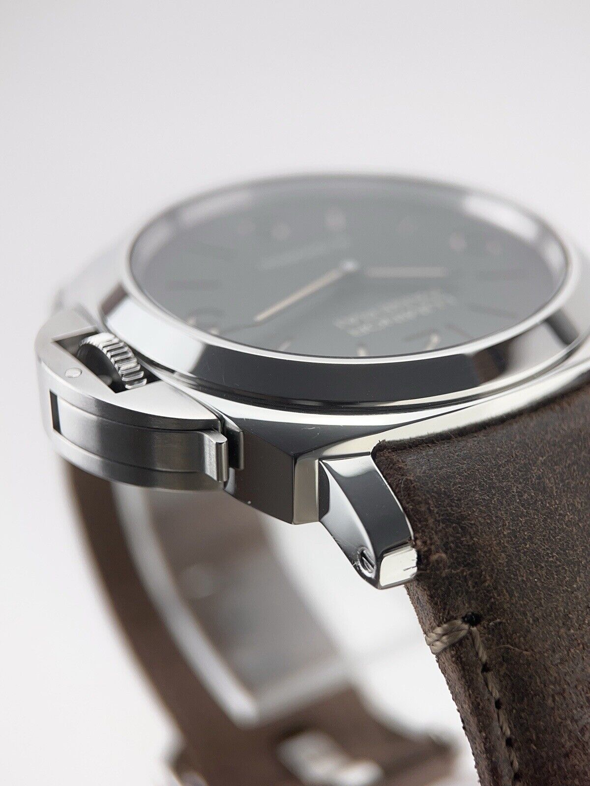 2021 Panerai Luminor Base Steel 44mm Manual Wind Mens Watch PAM00914 - Box/Paper