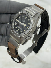 2019 Tudor Black Bay P01 Automatic 42mm Stainless Steel Mens Strap Watch 70150