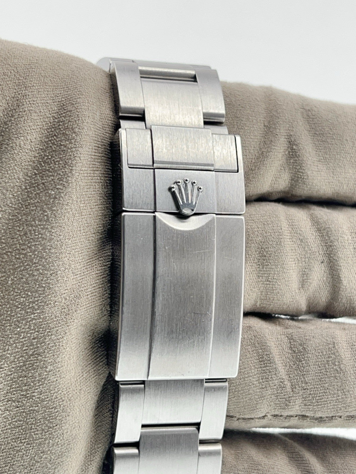 2023 Rolex Air King Stainless Steel Black Dial 40mm Automatic Men's Watch 126900