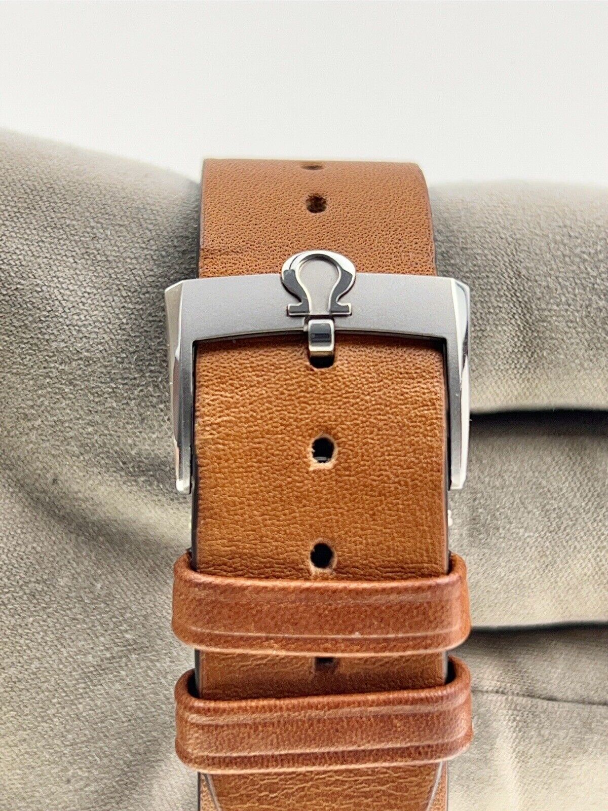 2022 Omega Specialities CK589 Manual Silver Men's Watch 511.12.39.21.99.002