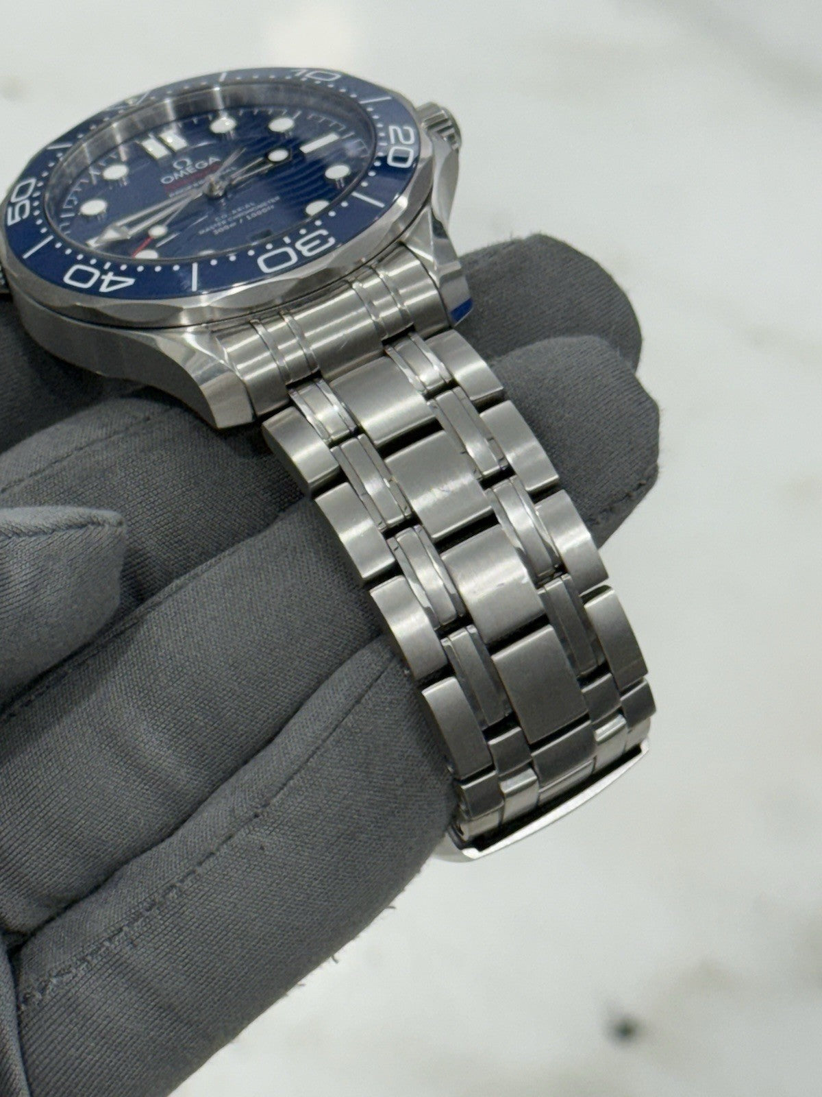 2022 Omega Seamaster Date 300m Diver Blue Ceramic Watch 210.30.42.20.03.001