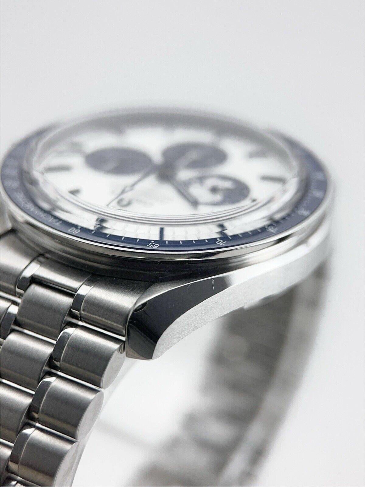 2022 Omega Speedmaster Snoopy Steel 42mm Manual Wind Watch 310.32.42.50.02.001