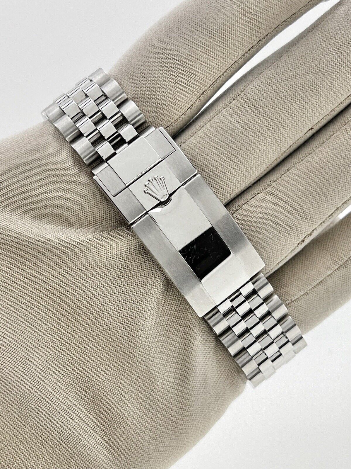 2022 Rolex GMT Master II Pepsi 126710BLRO Jubilee Steel Automatic Watch - B/P