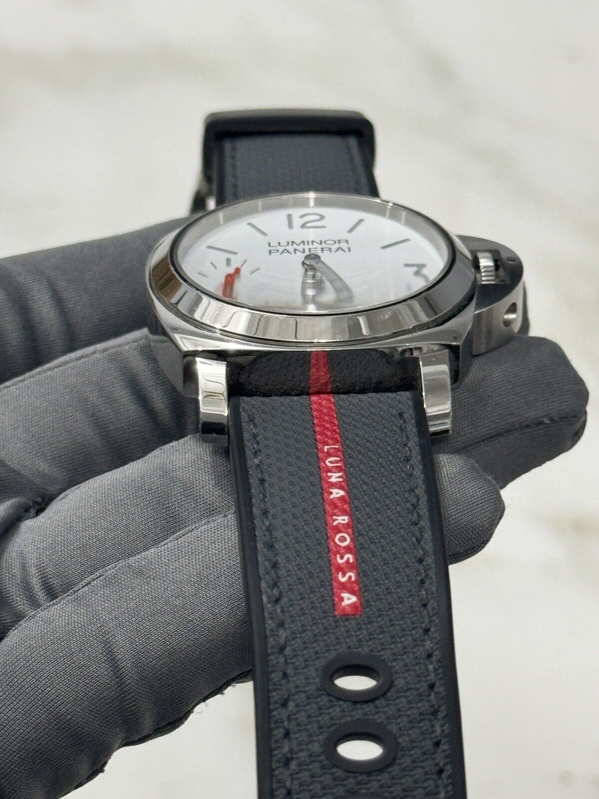 2022 Panerai Luminor Luna Rossa PAM01342 Hand Winding Men's Watch - Box & Papers