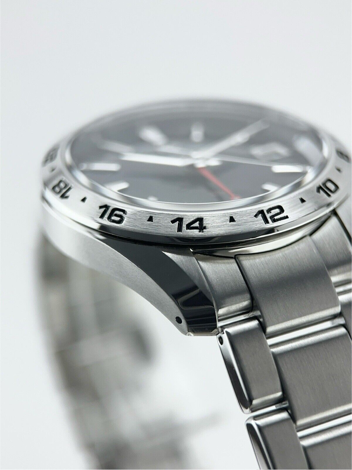 2021 Grand Seiko Steel Blue 39mm Quartz Men’s Watch SBGN005 - Box and Papers