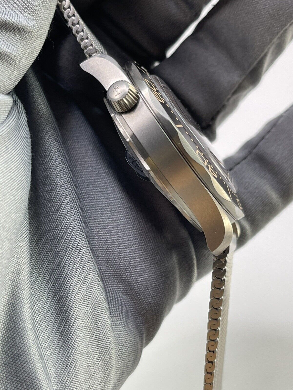 2023 BRAND NEW Omega Seamaster Titanium 007  No Time To Die 210.90.42.20.01.001