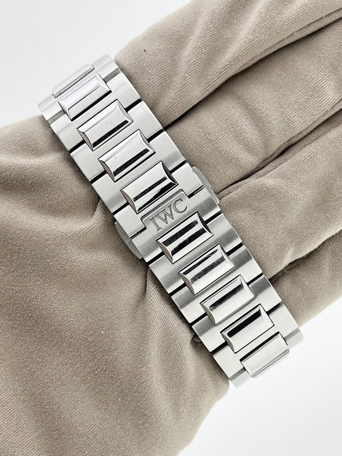 2023 IWC Pilot Chronograph Stainless Steel 41mm Automatic Men’s Watch IW371617