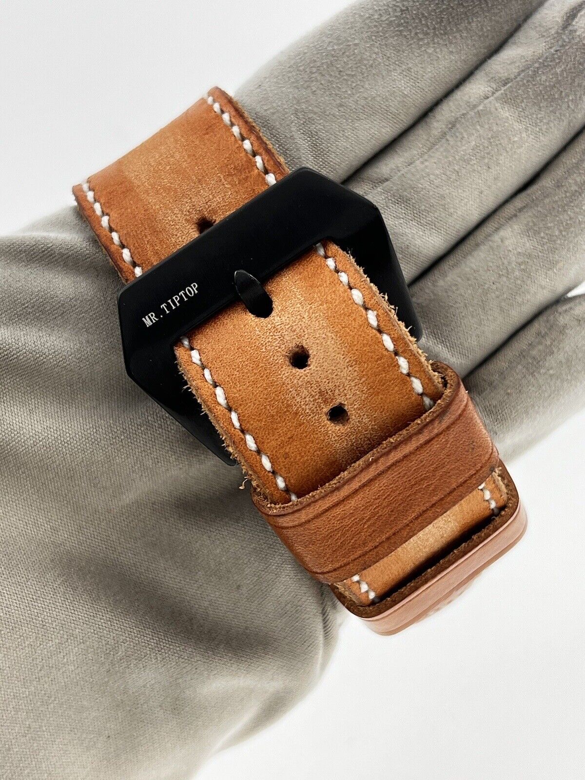 2018 Panerai Luminor Marina GMT PAM01320 45mm Automatic Men's Watch - Box/Papers