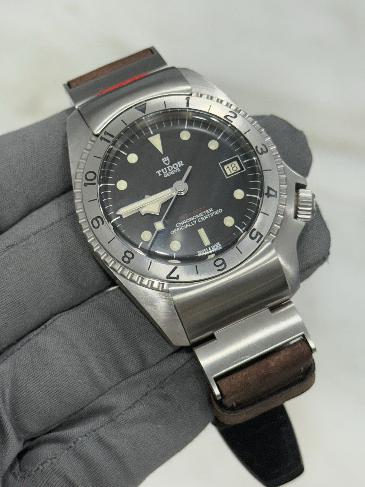 2020 Tudor Black Bay P01 Automatic 42mm Stainless Steel Mens Strap Watch 70150