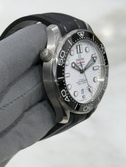 2021 Omega Seamaster Diver Steel White Dial Auto 42mm Watch 210.32.42.20.04.001