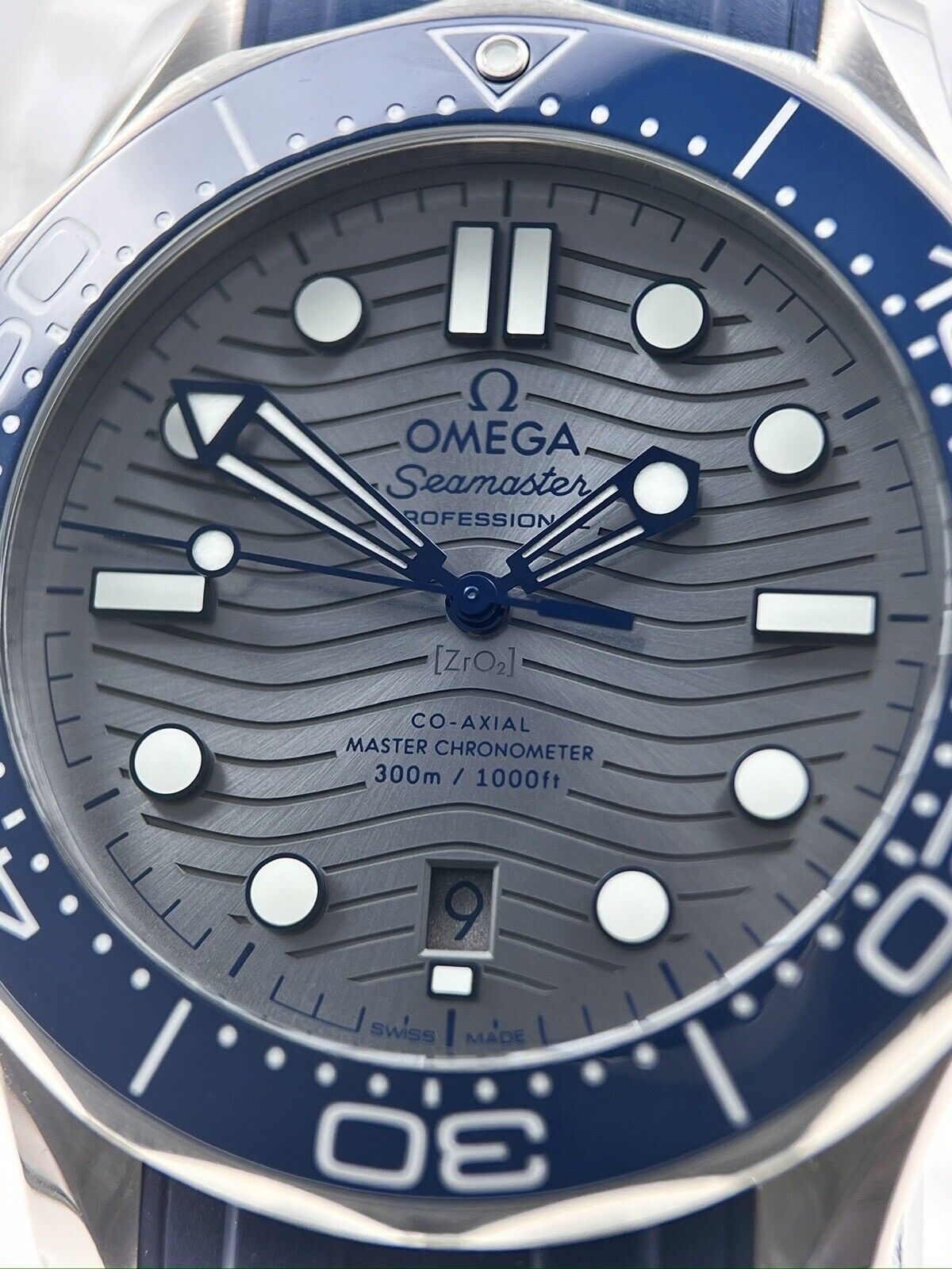 2022 Omega Seamaster 300m Blue Grey Wave Dial 42mm 210.32.42.20.06.001  - B/P
