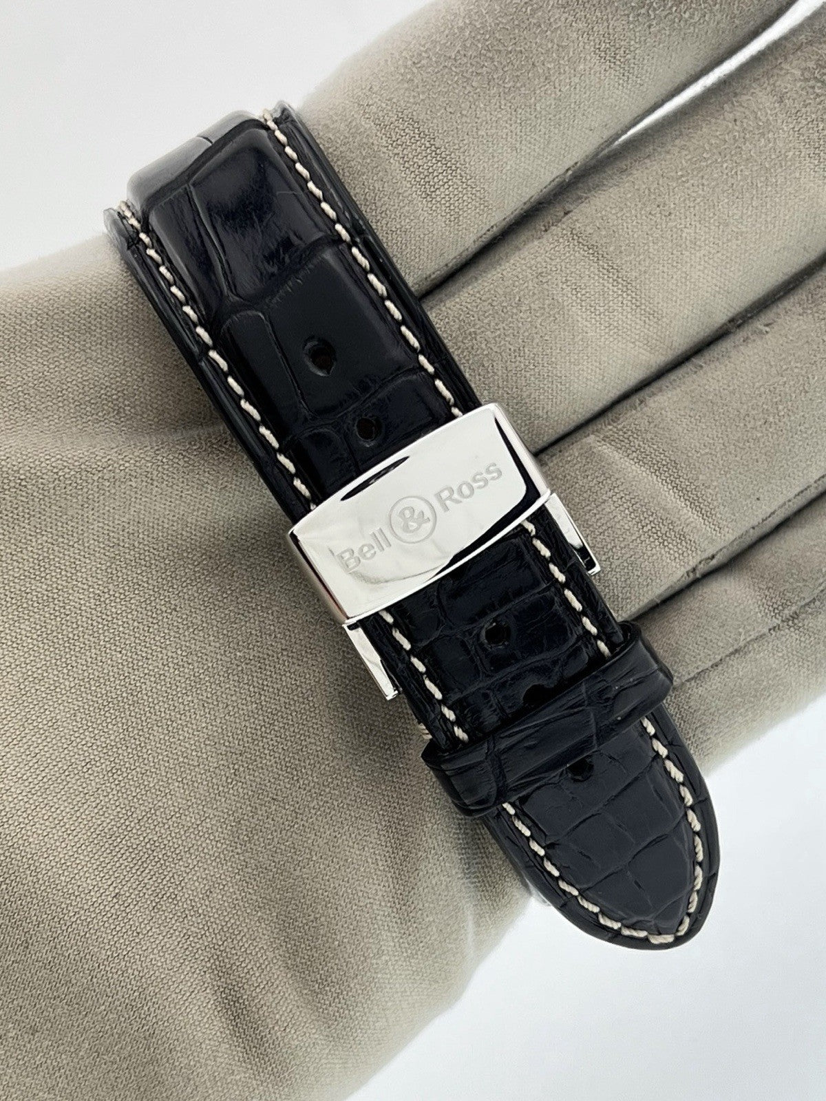 Bell & Ross Classic Pilot Steel White Dial 41mm Automatic Mens Watch CLCH-SAP-10