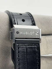 2017 Hublot Classic Fusion Titanium 42mm Automatic Men’s Watch 542.NX.2611.LR