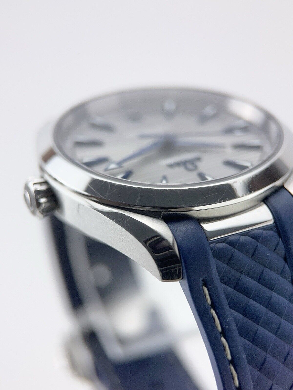 2022 Omega Seamaster Aqua Terra Steel 41mm Men's Watch 220.12.41.21.06.001