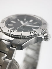 Tag Heuer Stainless Steel Black Wave Dial 40mm Quartz Men's Watch WBP1110