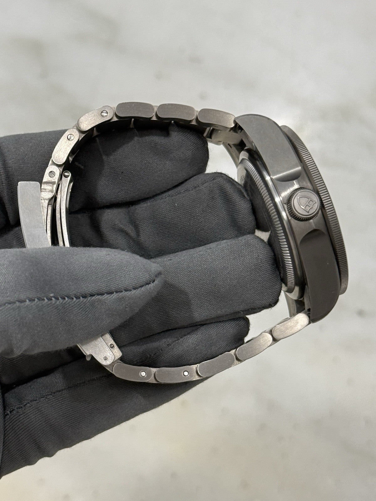 2022 Tudor Pelagos Date Black Dial Titanium Men's Watch 25600TN - Box & Papers