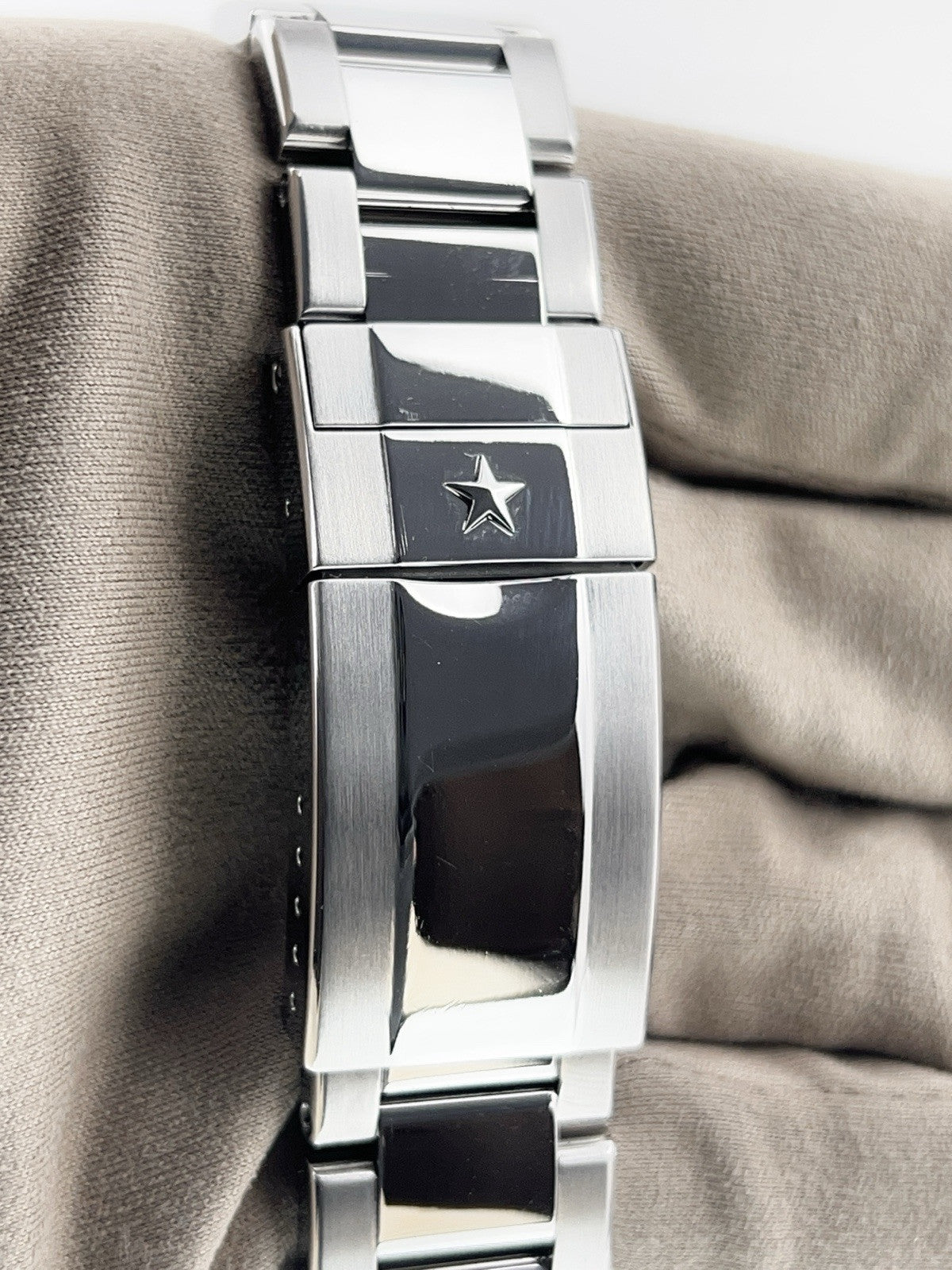 2022 Zenith Chronomaster Original Silver Men's Steel 38mm Watch  - Box/Papers