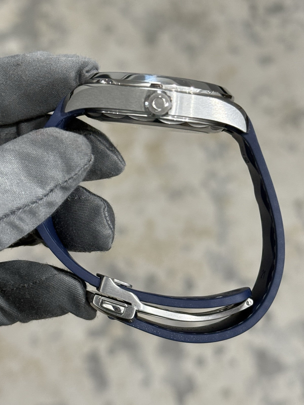 2021 Omega Seamaster Aqua Terra Worldtimer Blue Dial Watch 220.12.43.22.03.001