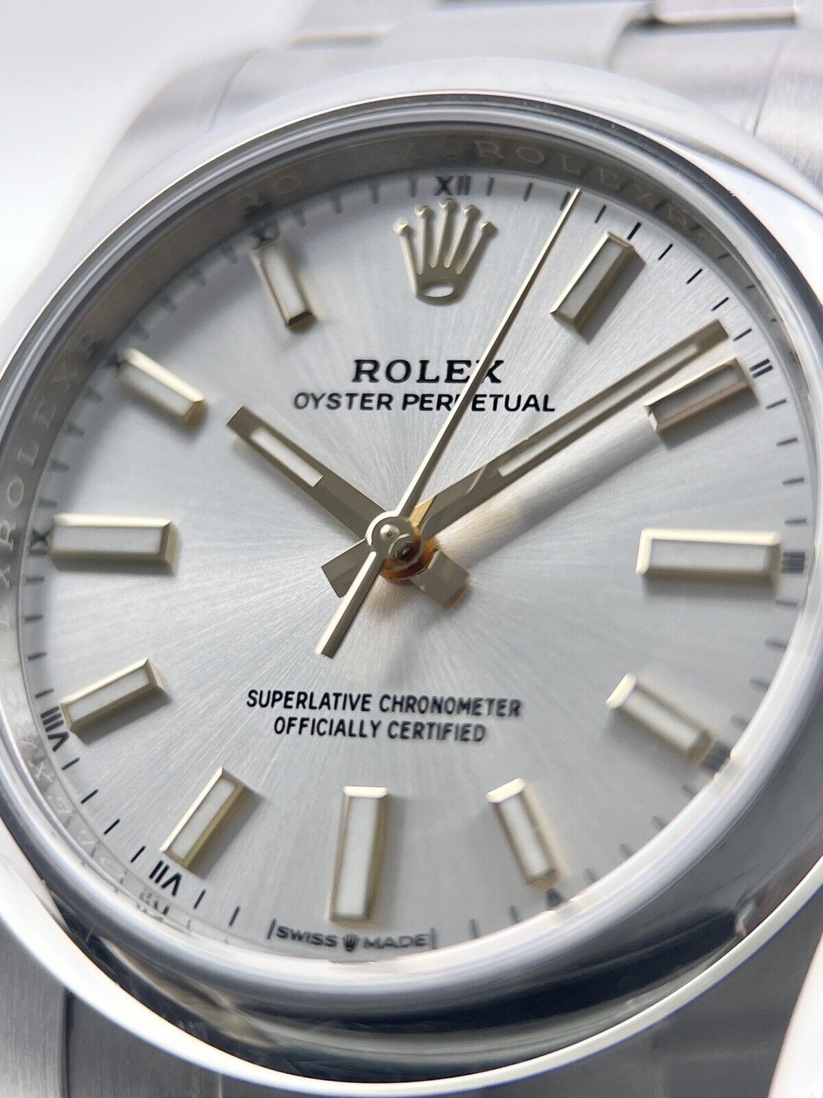 Rolex Oyster Perpetual 124200 Silver Dial Oyster Bracelet Watch - Box & Papers